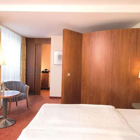 Seminaris Seehotel 4* Potsdam